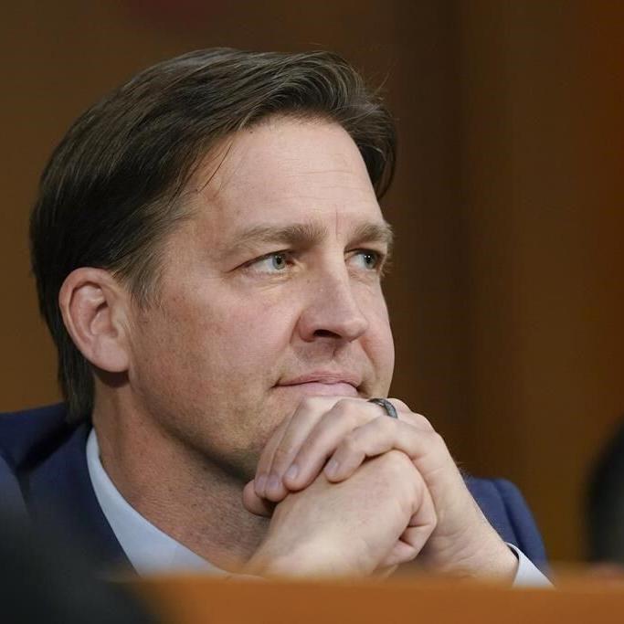 Florida faculty vote no-confidence in process to pick Sasse